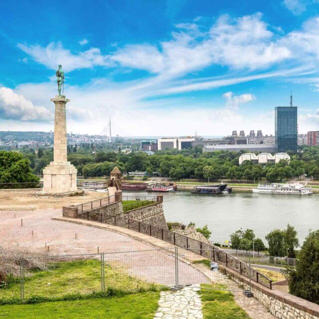 https://extrektravel.com/wp-content/uploads/2018/09/destination-belgrade-06-640x640.jpg