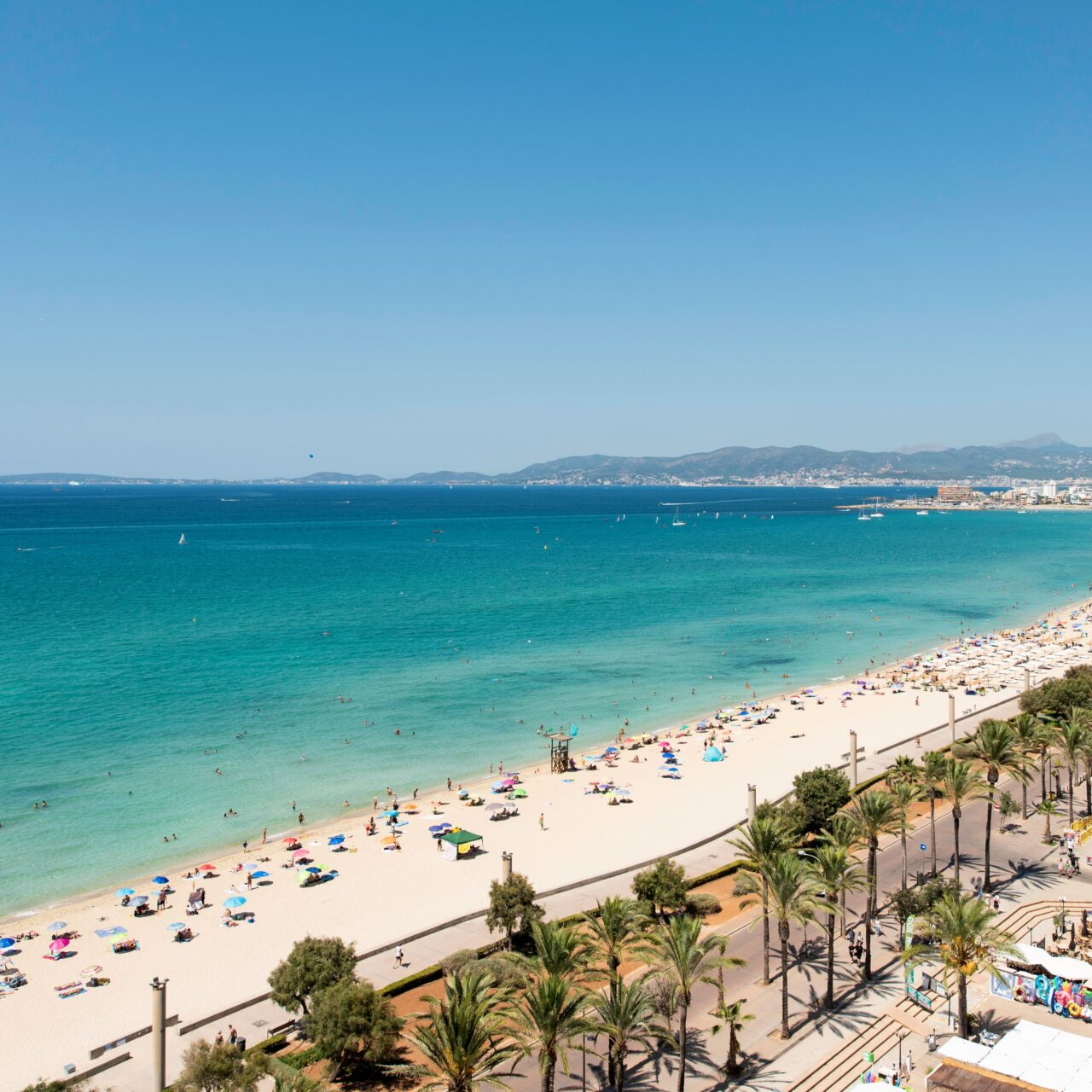 https://extrektravel.com/wp-content/uploads/2026/06/pexels-miquel-rossello-calafell-461325-13550223-1280x1280.jpg